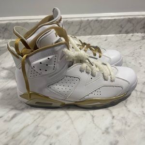 Jordan 6 Retro GMP 2012 Size 12 Pre-Owned 384664-135